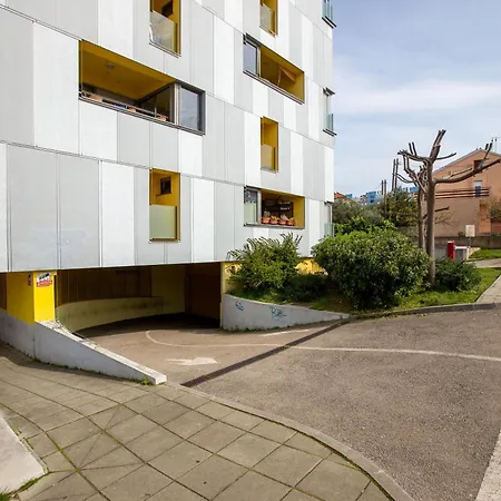 Apartment Fiorella 2 Bdr With Balcony